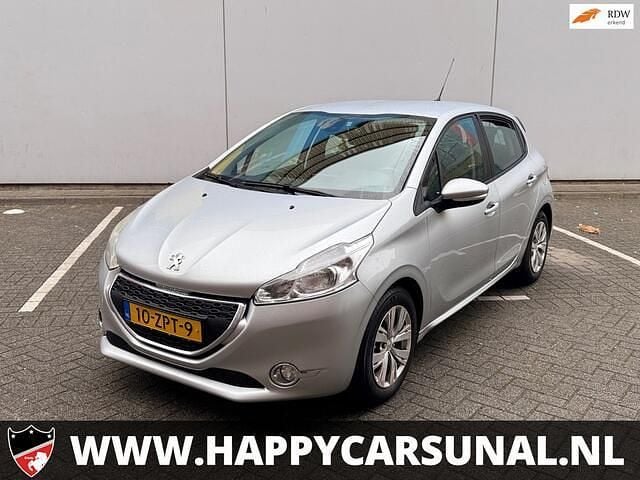 Grijs Gebruikt 2013 Peugeot 208 Envy Hatchback | € 4.950 (Goede deal) - Afbeelding 1/4