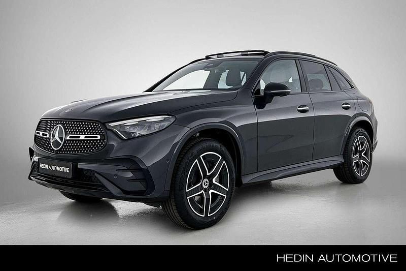 Grijs, metallic lak Nieuw 2025 Mercedes GLC400d Sport Edition SUV | € 78.790 - Afbeelding 1/4