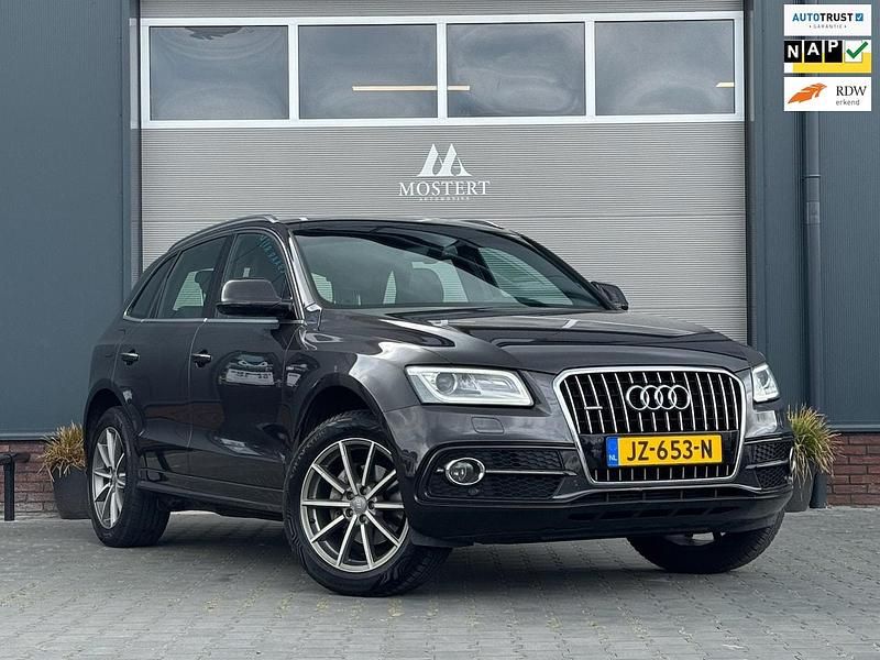 Grijs Gebruikt 2016 Audi Q5 Sport SUV | € 21.950 (Eerlijke prijs) - Afbeelding 1/4