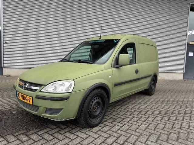 Groen Gebruikt 2007 Opel Combo Comfort MPV | € 2.950 (Iets duurder) - Afbeelding 1/4