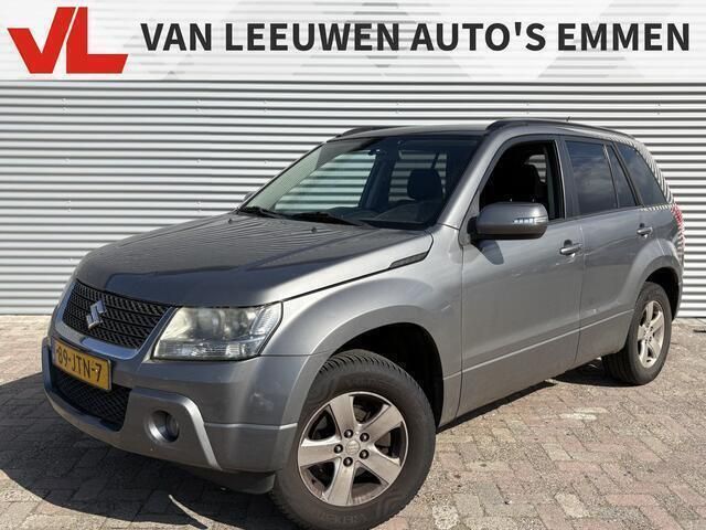 Grijs, metallic lak Gebruikt 2009 Suzuki Grand Vitara Exclusive SUV | € 6.248 (Duur) - Afbeelding 1/4