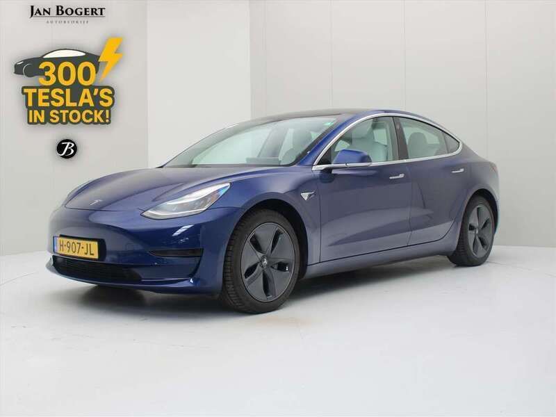 Blauw Gebruikt 2020 Tesla Model 3 Standard Range Sedan | € 18.950 (Goede deal) - Afbeelding 1/4