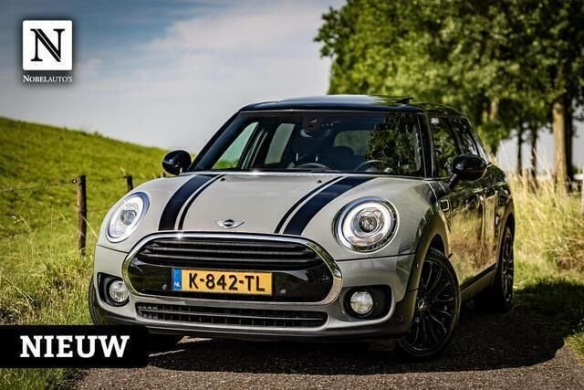 Grijs Gebruikt 2017 Mini Cooper Clubman Business Stationwagen | € 14.240 (Eerlijke prijs) - Afbeelding 1/4