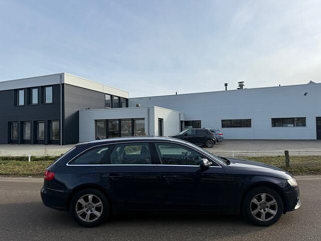 Occasion Audi A4 Business 120 PK (88 kW) 2010 Blauw Stationwagen