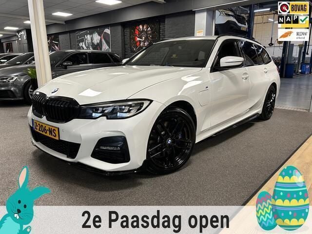 Wit Gebruikt 2021 BMW 330 Executive Stationwagen | € 29.950 (Goede deal) - Afbeelding 1/4