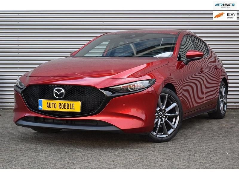 Occasion Mazda 3 2021 Rood (metallic) Hatchback