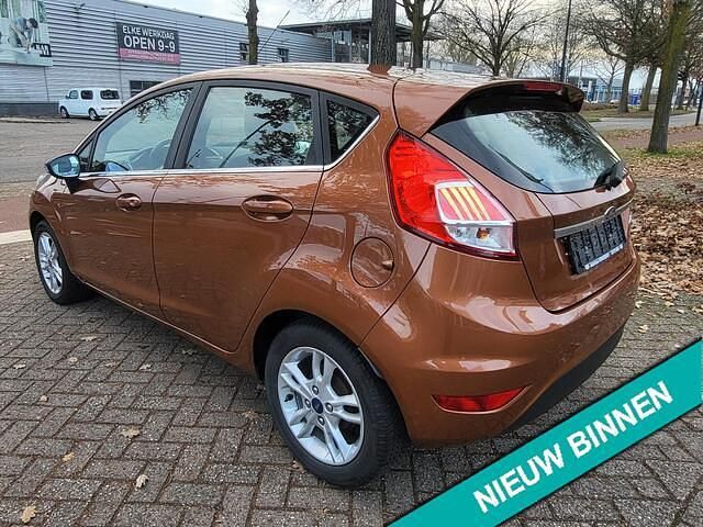 Occasion Ford Fiesta Titanium 90 PK (66 kW) 2017 Bruin (metallic) Hatchback