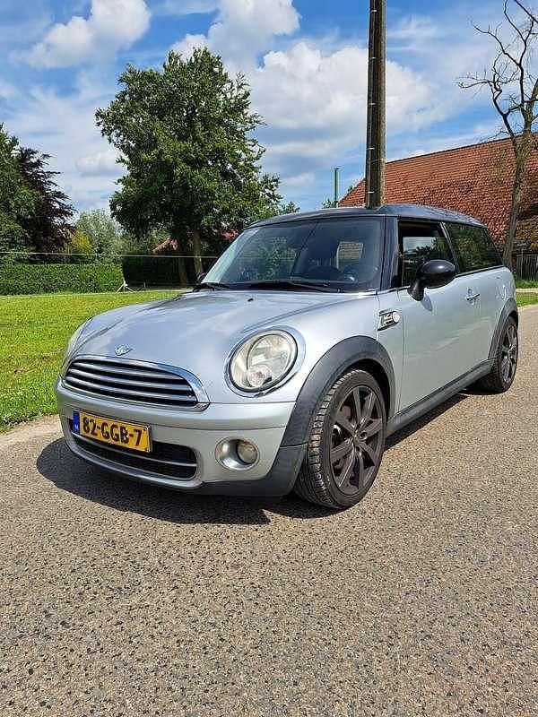 Gebruikt 2008 Mini Cooper D Clubman Stationwagen | € 2.650 - Afbeelding 1/4