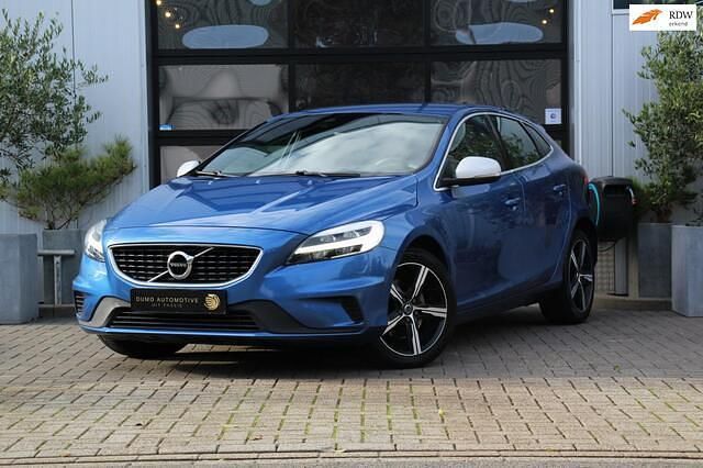 Hatchback Gebruikt 2018 Volvo V40 R-Design Hatchback | € 16.285 (Iets duurder) - Afbeelding 1/4