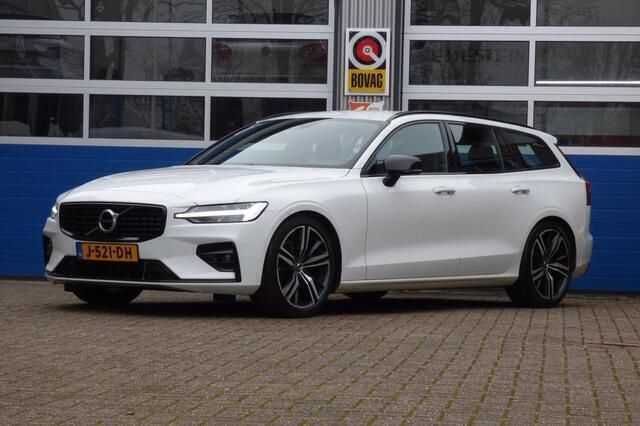 Wit Gebruikt 2020 Volvo V60 R-Design Stationwagen | € 19.999 (Eerlijke prijs) - Afbeelding 1/4