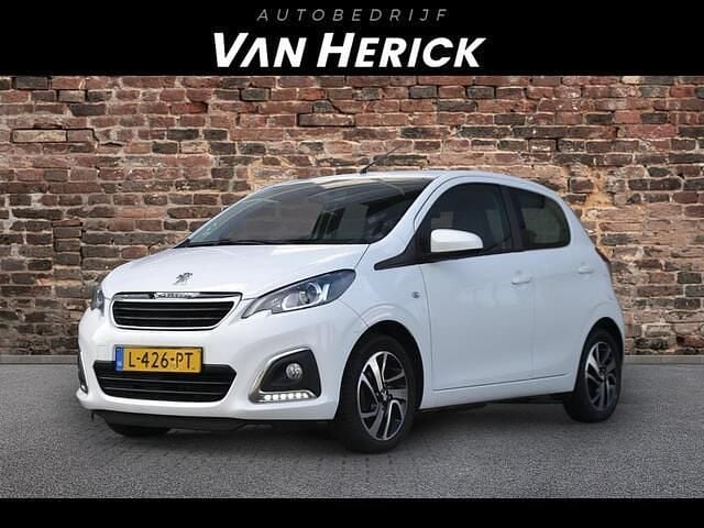Wit Gebruikt 2021 Peugeot 108 Allure Hatchback | € 9.445 (Goede deal) - Afbeelding 1/4