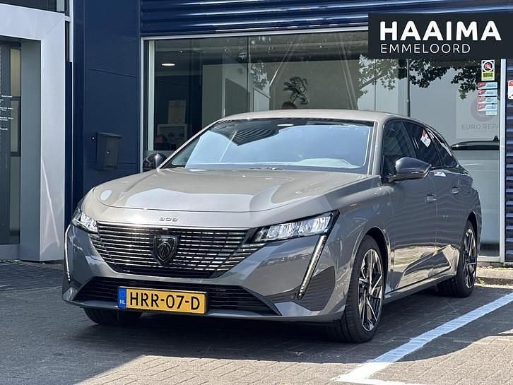 Grijs Gebruikt 2025 Peugeot 308 SW Allure Stationwagen | € 34.950 - Afbeelding 1/4