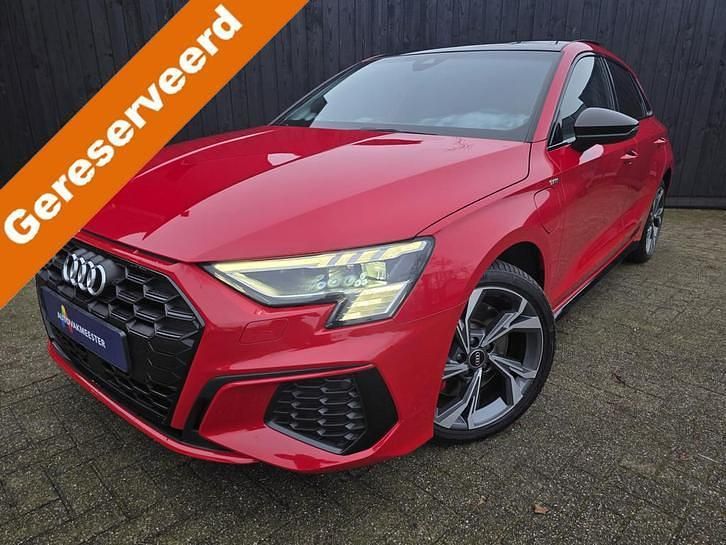 Occasion 2022 Audi A3 Competition | € 29.950 (Duur) - Afbeelding 1/4