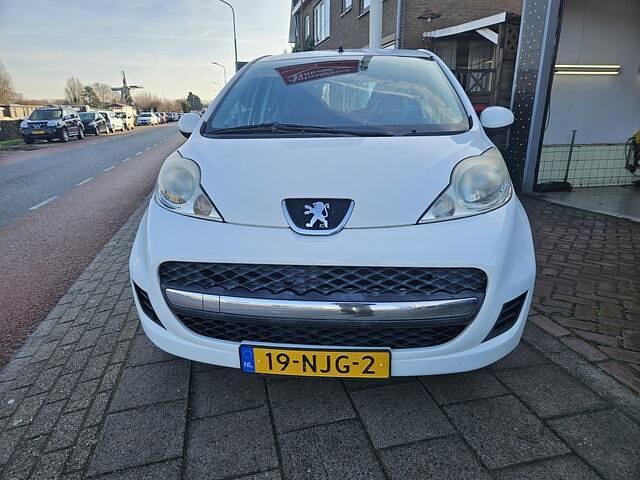 Occasion Peugeot 107 68 PK (50 kW) 2010 Wit Hatchback