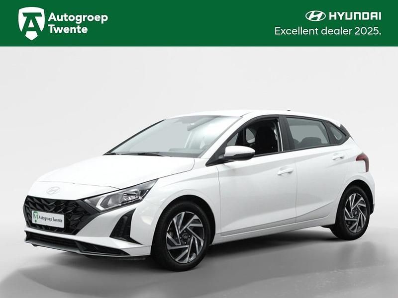 Wit Gebruikt 2024 Hyundai i20 Comfort Hatchback | € 19.750 (Goede deal) - Afbeelding 1/4