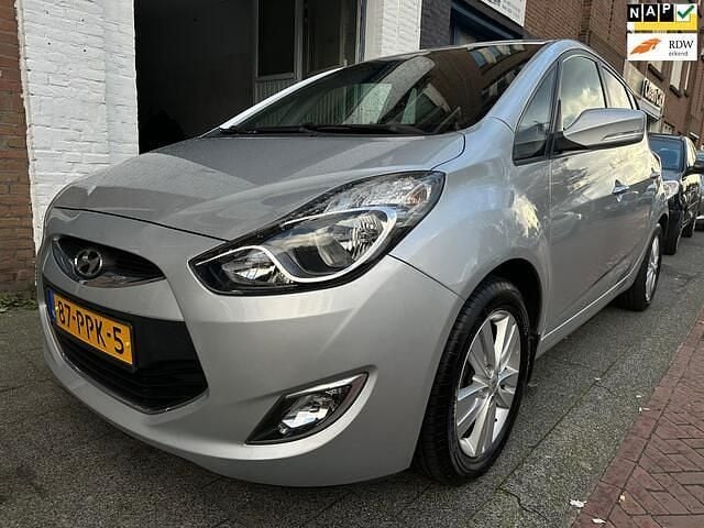 Grijs Gebruikt 2011 Hyundai ix20 Hatchback | € 9.950 (Eerlijke prijs) - Afbeelding 1/4