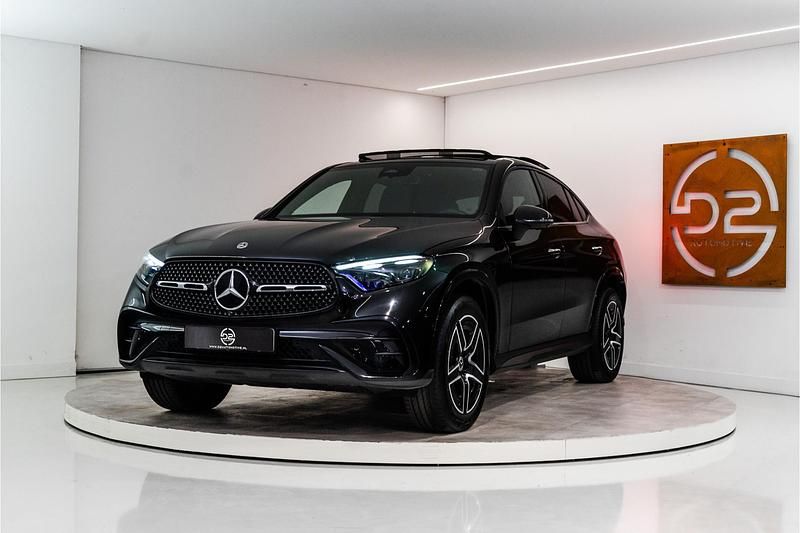 Zwart Occasion 2025 Mercedes GLC400d AMG Coupé | € 74.980 - Afbeelding 1/4