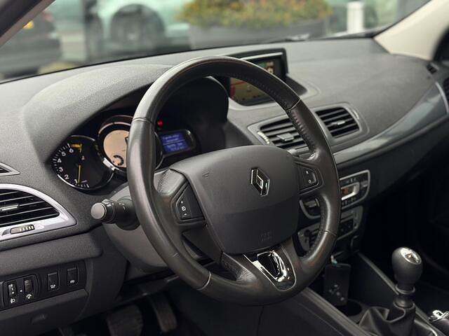 Occasion Renault Mégane III LIMITED 116 PK (85 kW) 2015 Hatchback Hatchback