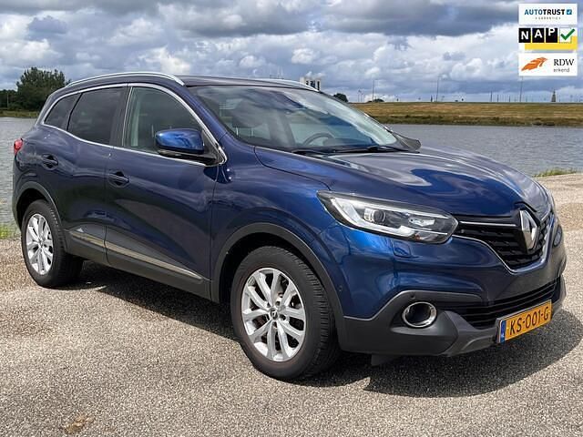 Blauw (metallic) Gebruikt 2016 Renault Kadjar Intens SUV | € 12.944 (Iets duurder) - Afbeelding 1/4