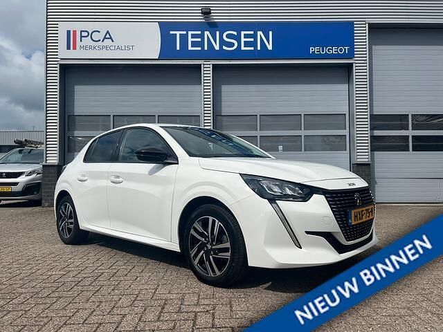 Wit Gebruikt 2022 Peugeot 208 Allure Hatchback | € 18.450 (Eerlijke prijs) - Afbeelding 1/4