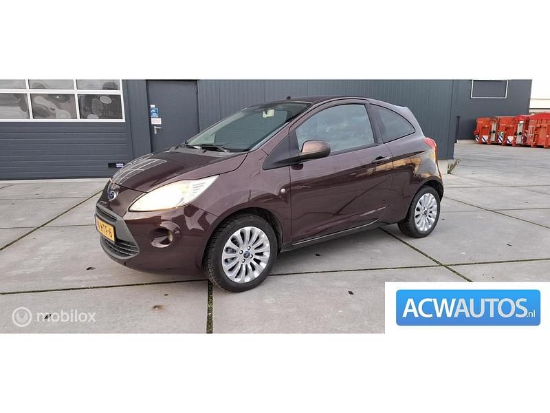 Bruin Occasion 2009 Ford Ka Titanium Hatchback | € 1.500 (Super prijs) - Afbeelding 1/4