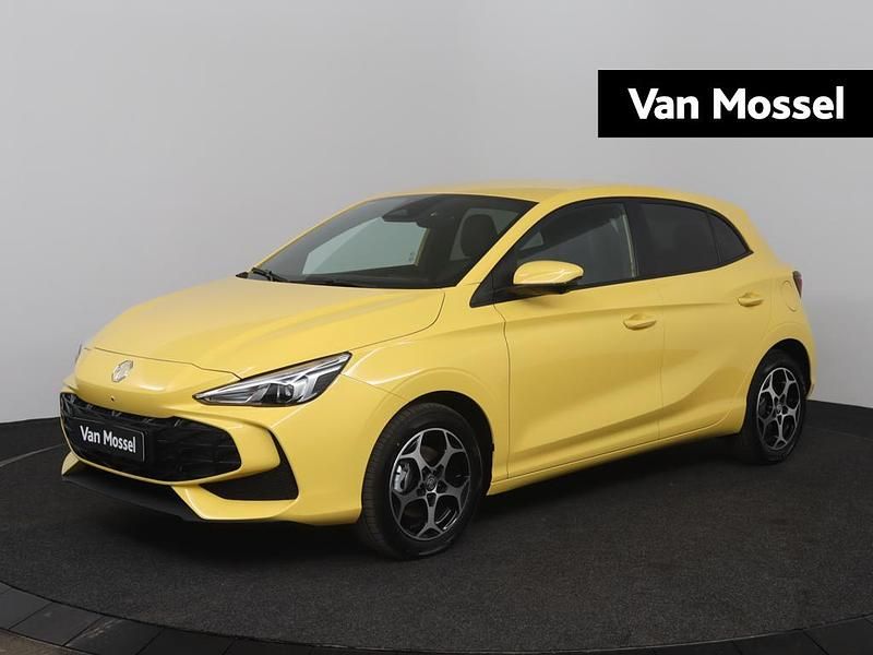 Geel Nieuw 2025 MG MG3 Luxury Hatchback | € 25.600 (Eerlijke prijs) - Afbeelding 1/4