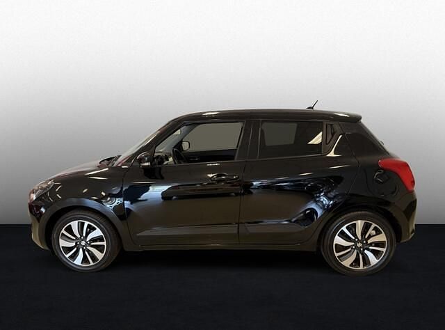 Occasion Suzuki Swift Style 90 PK (66 kW) 2018 Zwart Hatchback