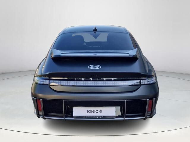 Grijs Nieuw 2025 Hyundai Ioniq 6 Premium Sedan | € 49.995 (Iets duurder) - Afbeelding 1/2