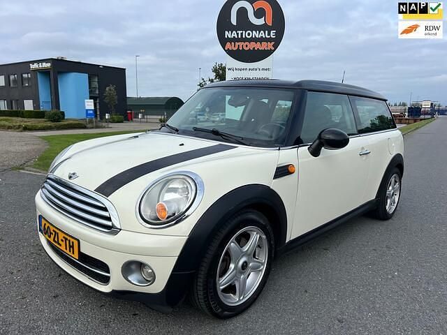 Wit Gebruikt 2008 Mini Cooper Clubman Chili Stationwagen | € 2.499 (Iets duurder) - Afbeelding 1/4