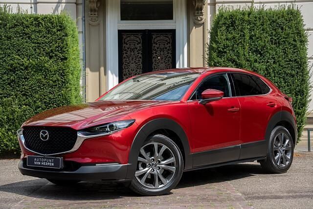 Rood Gebruikt 2022 Mazda CX-30 SUV | € 28.440 (Eerlijke prijs) - Afbeelding 1/4