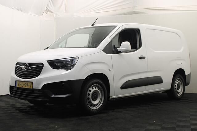 Wit Gebruikt 2020 Opel Combo Edition Van | € 7.000 (Iets duurder) - Afbeelding 1/4