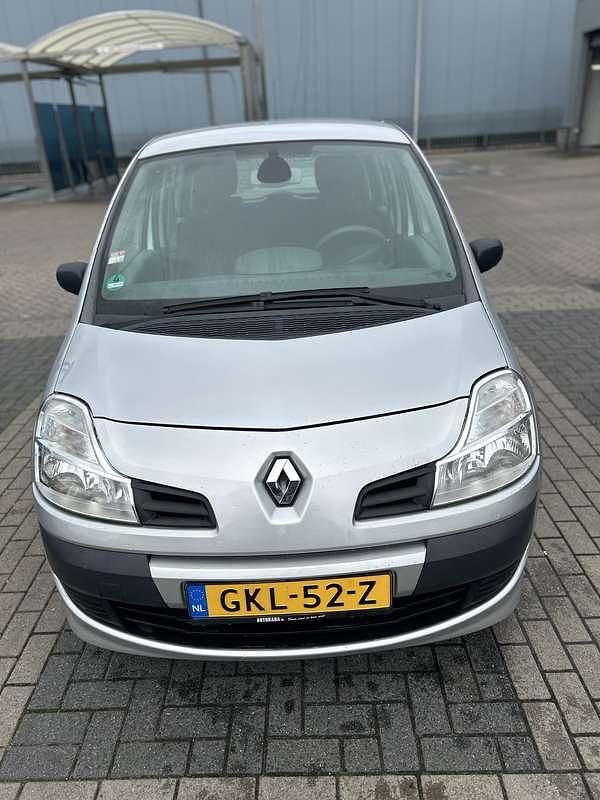 Grijs Gebruikt 2009 Renault Modus Expression MPV | € 3.500 (Duur) - Afbeelding 1/4