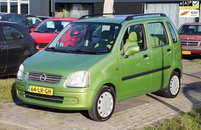 Groen (metallic) Gebruikt 2004 Opel Agila Hatchback | € 950 (Eerlijke prijs) - Afbeelding 1/4