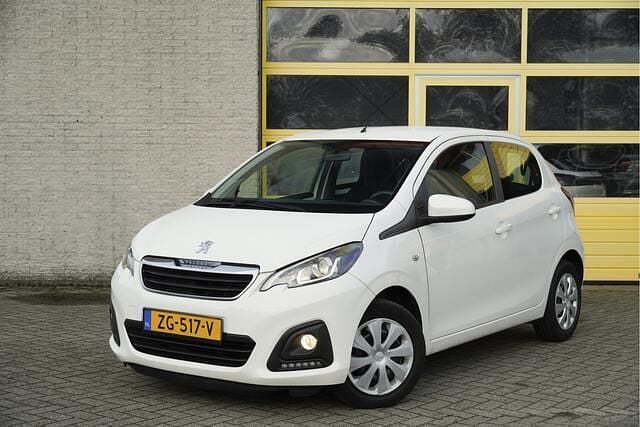 Wit Gebruikt 2019 Peugeot 108 Active Hatchback | € 6.450 (Eerlijke prijs) - Afbeelding 1/4