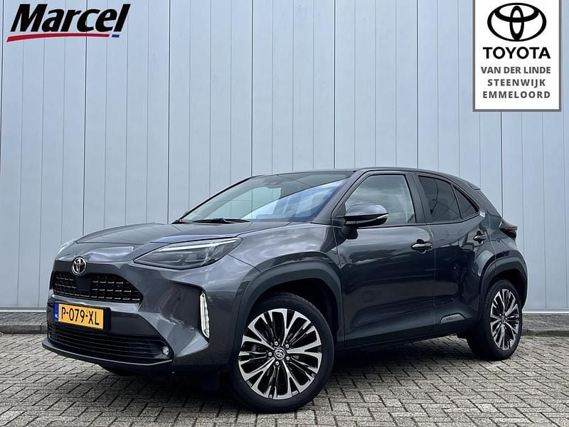 Grijs Gebruikt 2022 Toyota Yaris Cross Executive SUV | € 24.900 (Goede deal) - Afbeelding 1/4