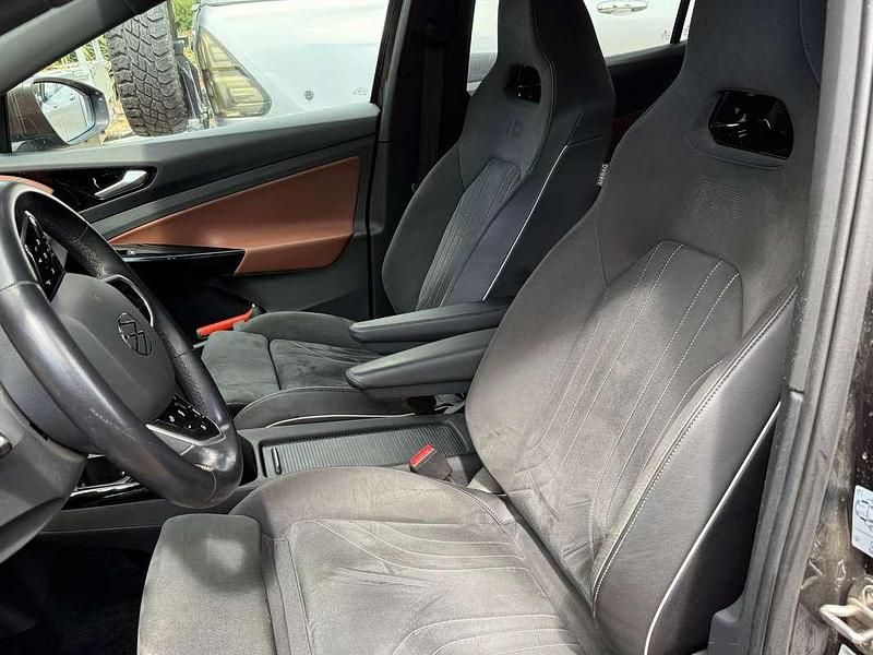 Grijs Gebruikt 2021 VW ID.4 Pro SUV | € 32.000 (Duur) - Afbeelding 1/4