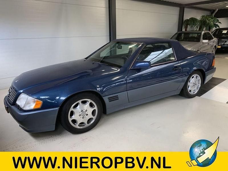 Blauw Gebruikt 1990 Mercedes 300 Cabriolet | € 23.500 - Afbeelding 1/4