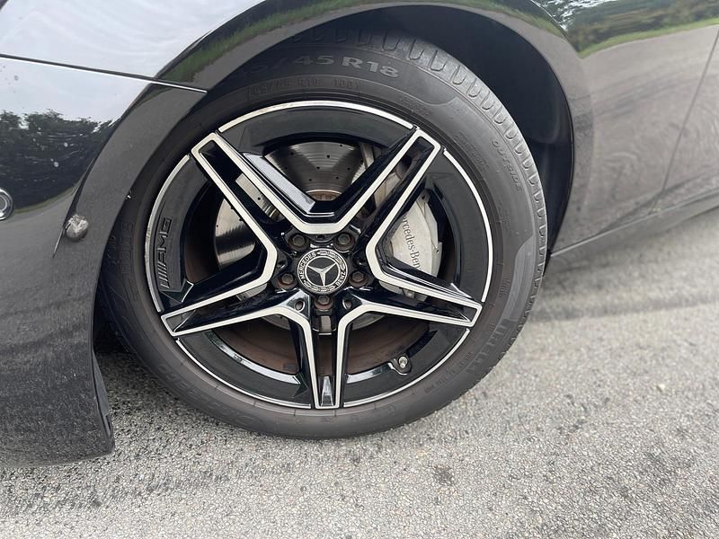 Occasion Mercedes E200 Business 197 PK (144 kW) 2022 Zwart Sedan