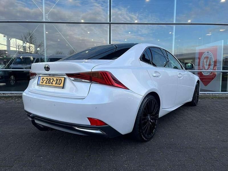 Occasion Lexus IS300h 181 PK (133 kW) 2017 Wit Sedan