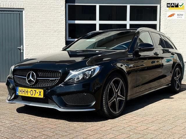 Zwart Occasion 2018 Mercedes C43 AMG AMG Stationwagen | € 26.500 (Eerlijke prijs) - Afbeelding 1/4