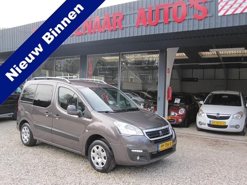 Occasion Peugeot Partner Tepee Active 112 PK (82 kW) 2016 Grijs (metallic) MPV