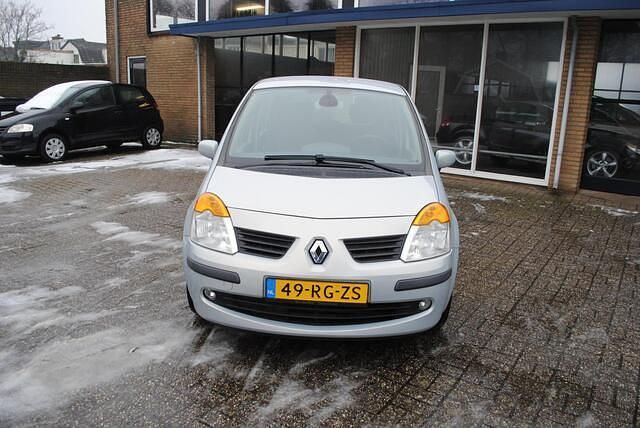 Occasion Renault Modus Luxe 112 PK (82 kW) 2005 Grijs MPV