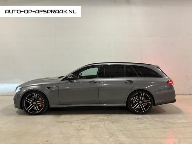 Grijs Gebruikt 2017 Mercedes E63S AMG AMG Stationwagen | € 46.888 - Afbeelding 1/4