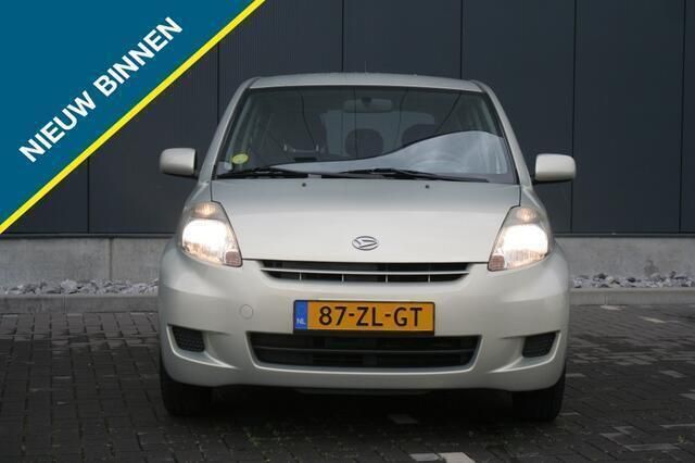 Beige Gebruikt 2008 Daihatsu Sirion Hatchback | € 1.749 (Eerlijke prijs) - Afbeelding 1/4