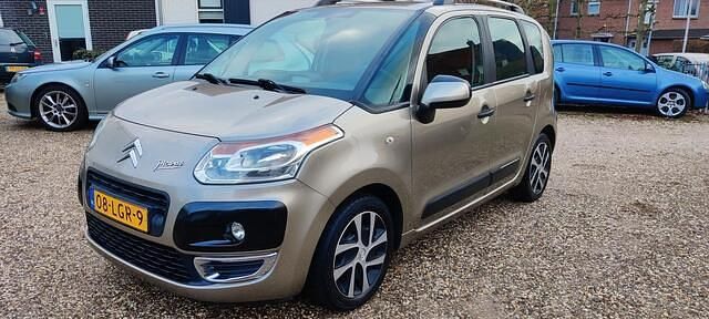 Beige (metallic) Occasion 2010 Citroën C3 Picasso Seduction MPV | € 3.950 - Afbeelding 1/4