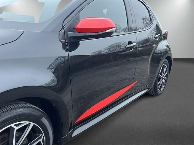 Occasion Toyota Yaris Hybrid Executive 2021 Zwart (metallic) Hatchback