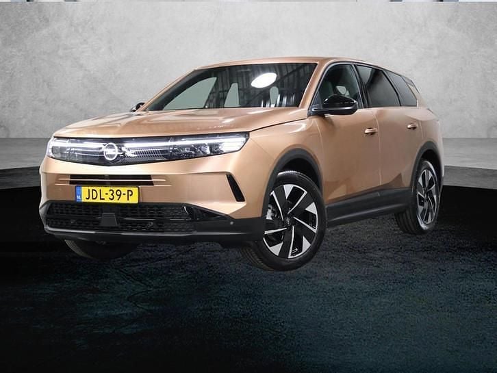 Nieuw 2025 Opel Grandland Electric Business Edition SUV | € 35.920 - Afbeelding 1/4