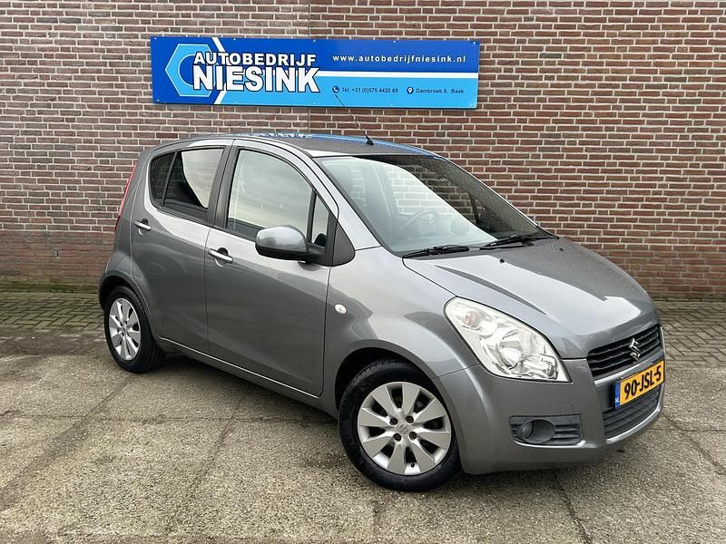 Grijs Occasion 2009 Suzuki Splash Exclusive Hatchback | € 4.750 (Duur) - Afbeelding 1/4