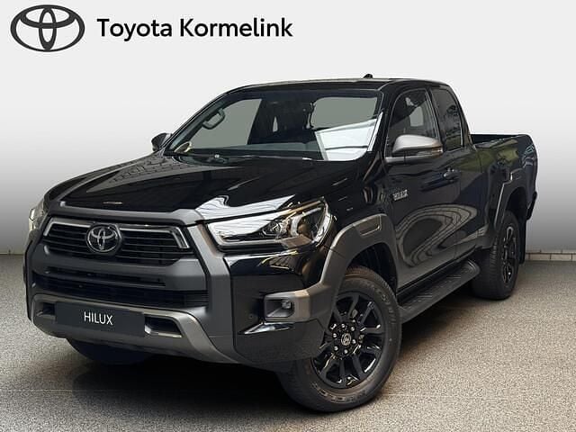 Zwart Nieuw 2025 Toyota HiLux Pickup | € 44.950 - Afbeelding 1/4