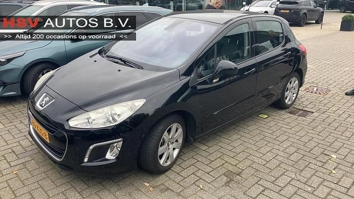 Zwart Gebruikt 2012 Peugeot 308 Hatchback | € 3.999 (Eerlijke prijs) - Afbeelding 1/1